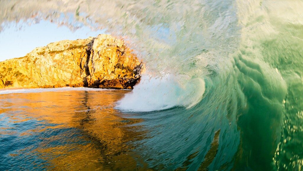 faire du surf au Portugal