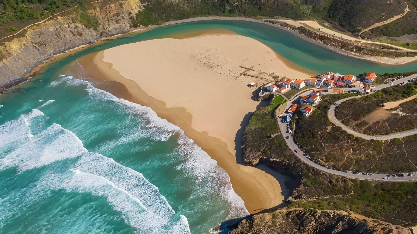 Praia de Odeceixe, joyau préservé de la Costa Vicentina