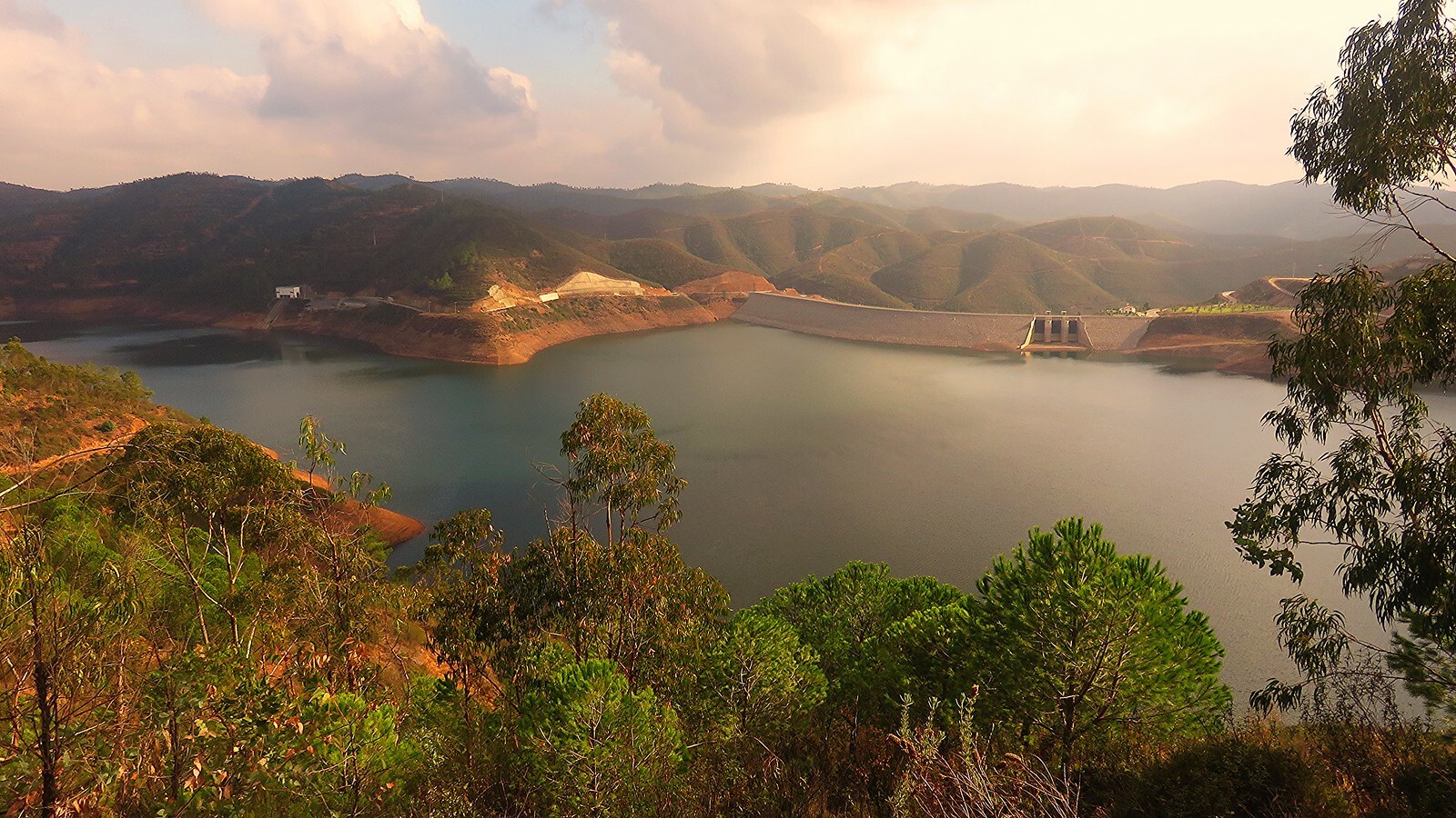 Les barrages de l’Algarve atteignent un niveau record en 2025