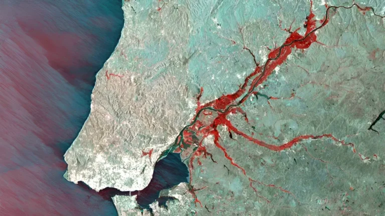 satellite inondations Tage