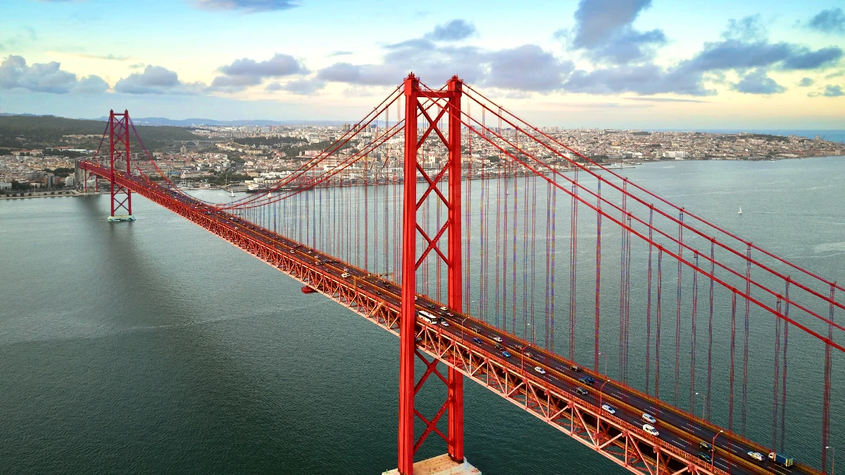 pont du 25 avril lisbonne