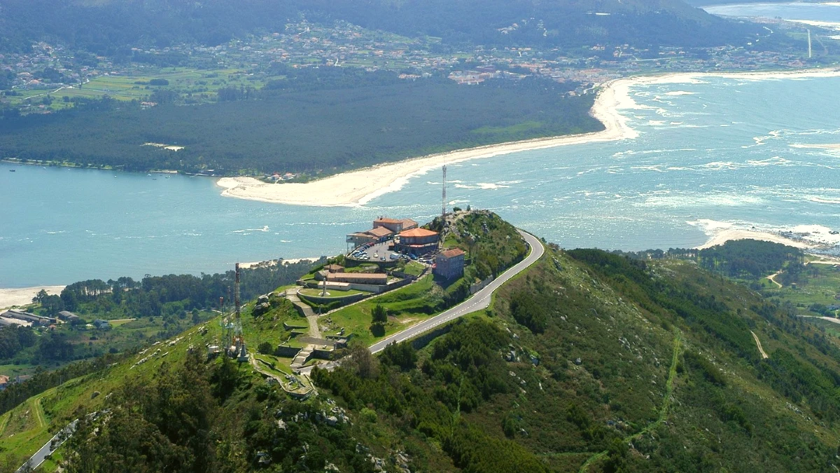 Monte Santa Tecla