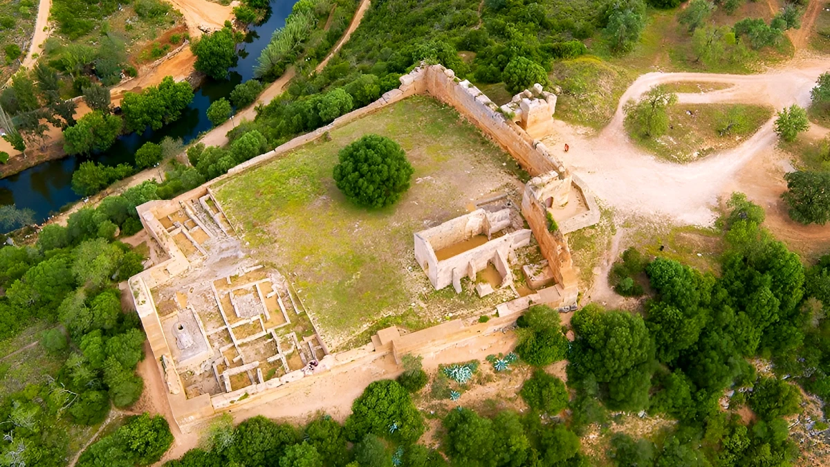chateau de paderne
