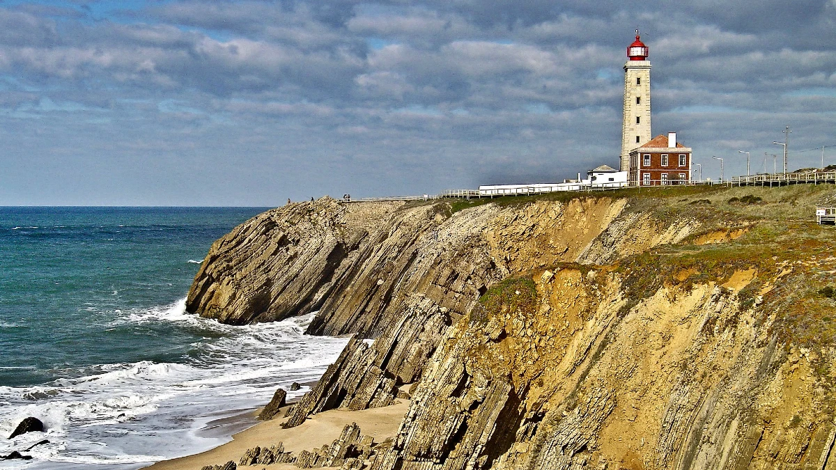Farol do Penedo da Saudade