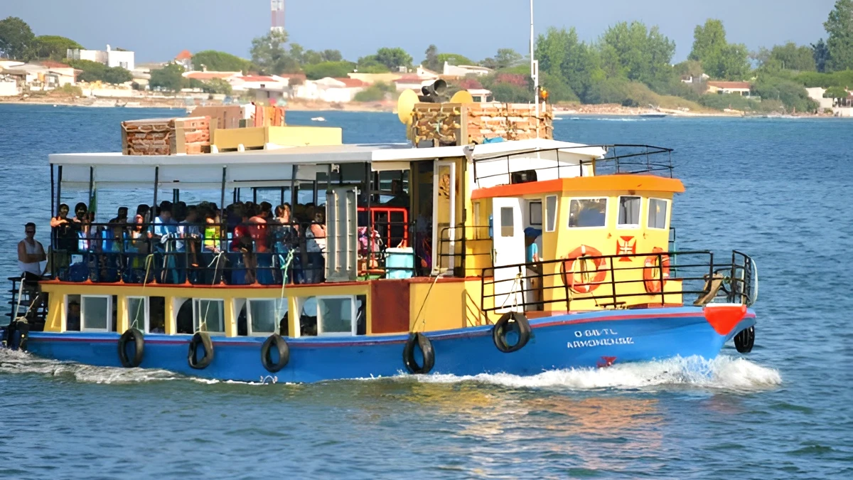 ferry armona