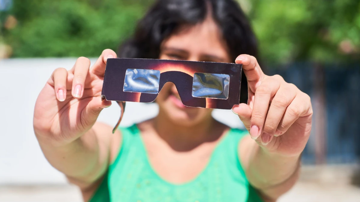 lunettes eclipse