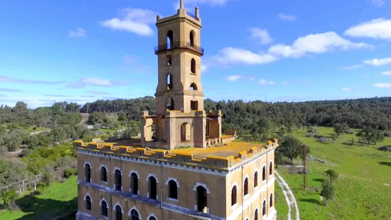 Palácio do Rei do Lixo