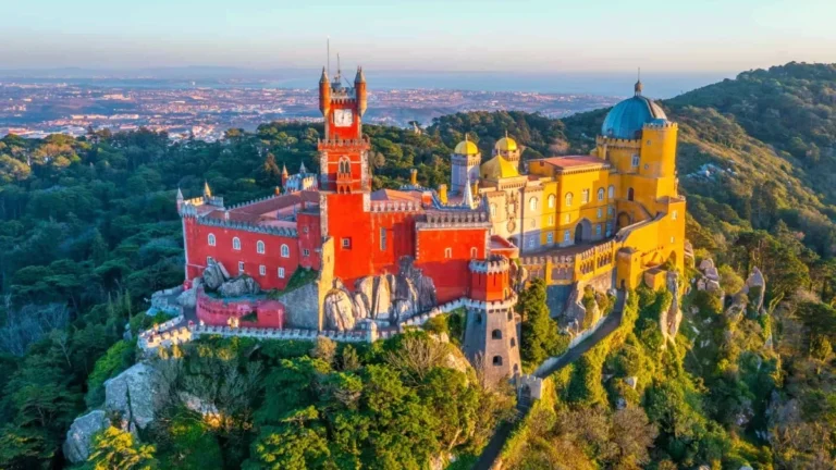 3 monuments portugais parmi les châteaux et palais les plus populaires d’Europe