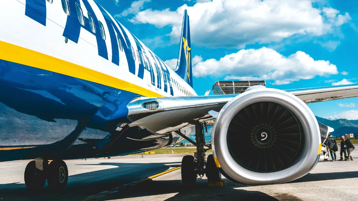 depart ryanair acores